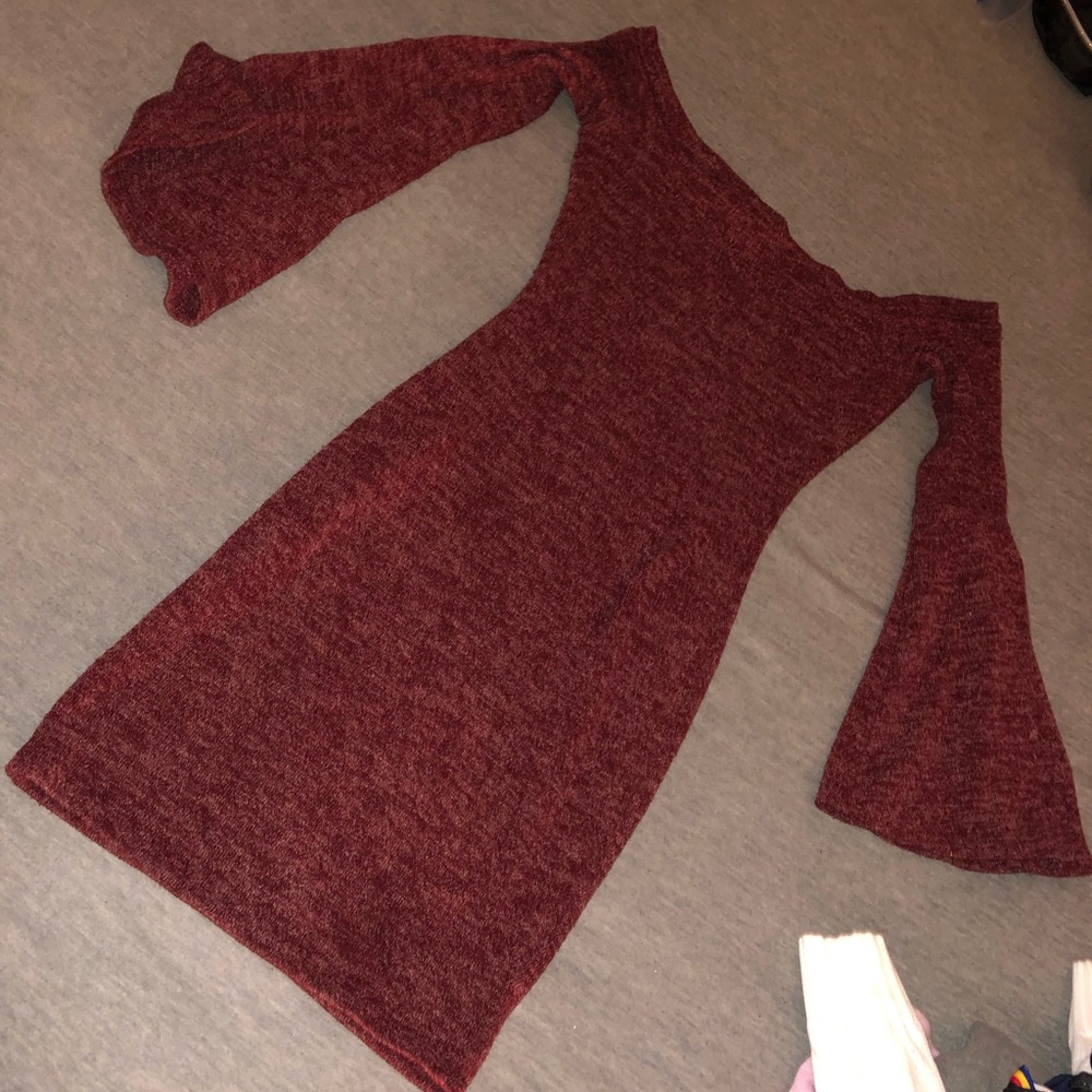 Small burgundy and white dress.
